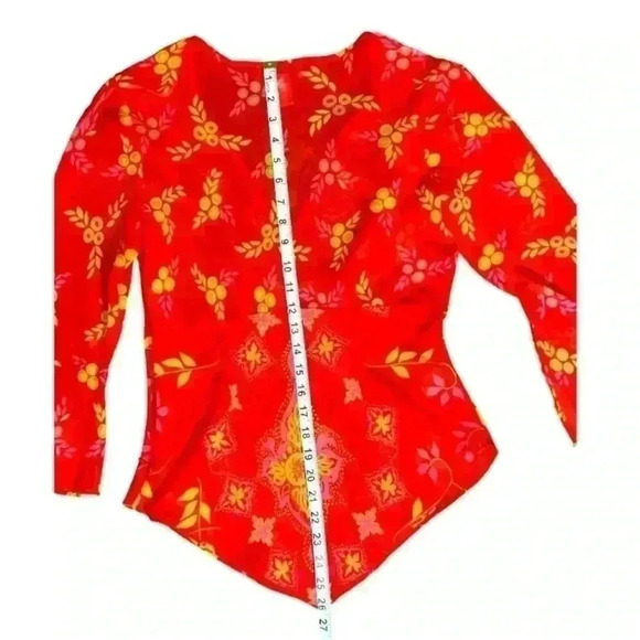 Bandolino Empire Blouse, size 6, in “like new” condition! - Picture 7 of 10